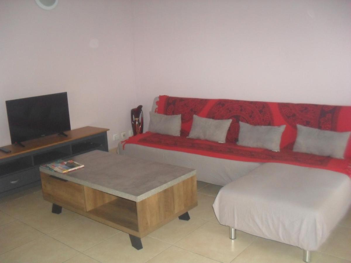 Ti Kaz En Nou' Apartment Pointe-Noire Luaran gambar